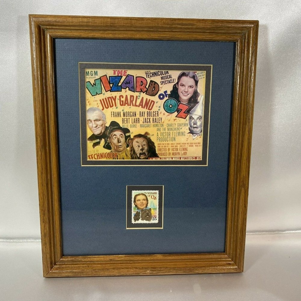 Wizard of Oz Dorothy and Toto Stamp and Theater